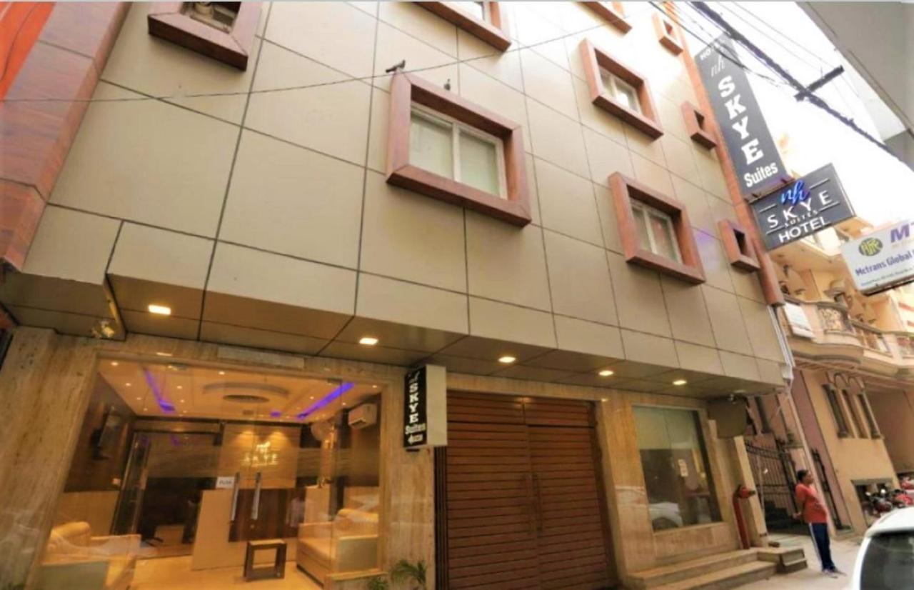 Nh Skye Suites New Delhi Exterior photo